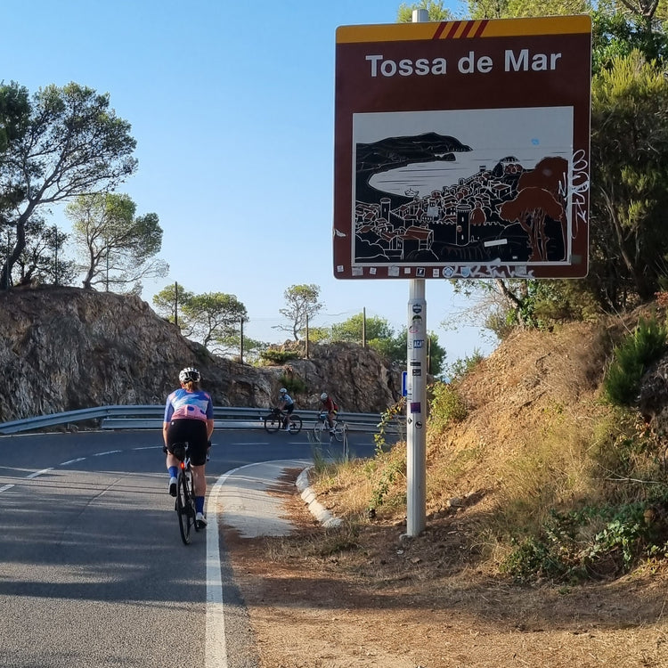 Spain's Sea to Sky Tour, From Girona to the Green Mountains - 8 days