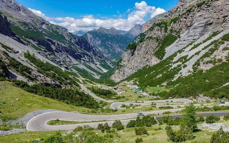 ITALY: ROADS OF THE GIRO — BORMIO TO LAKE COMO | 8 DAYS